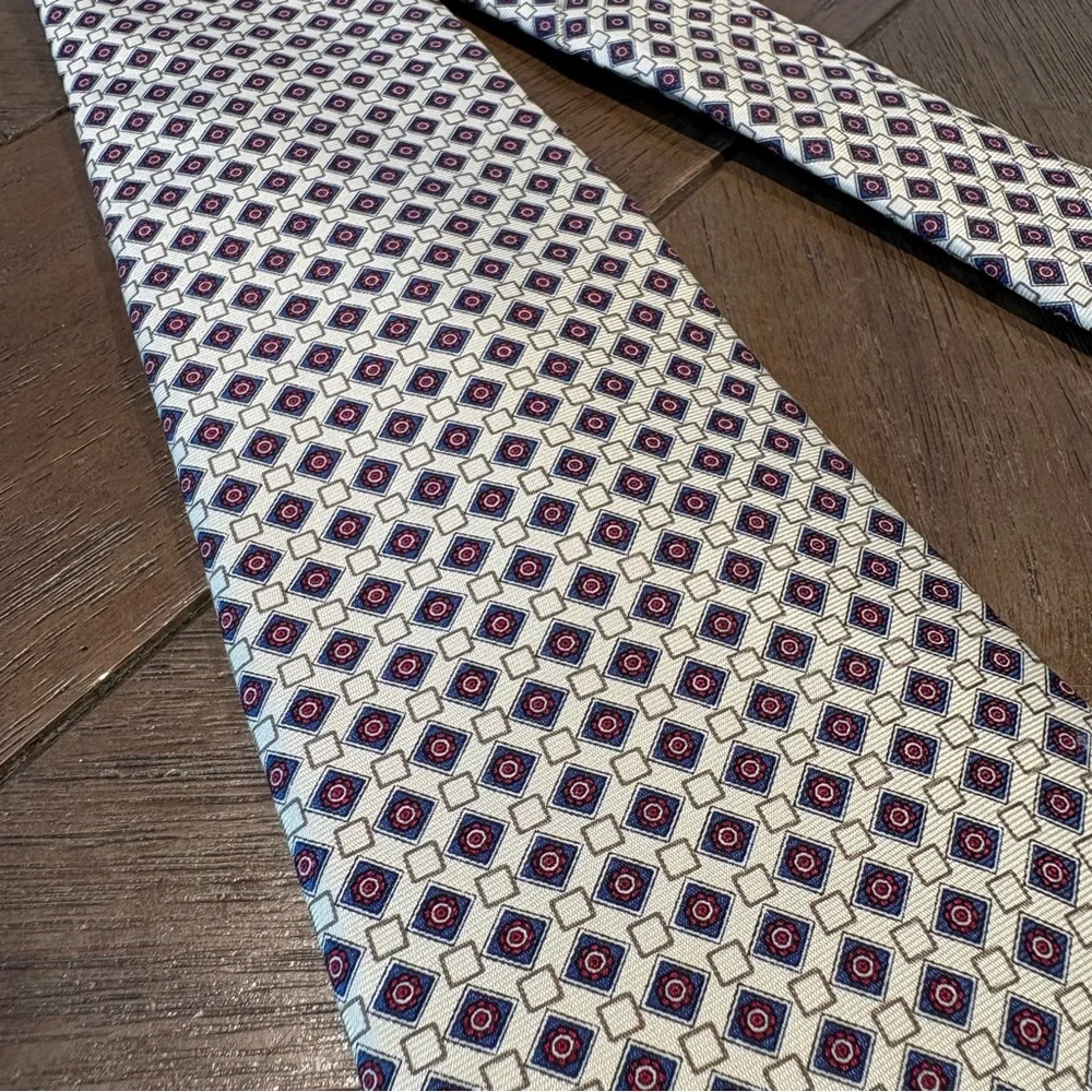 Christian Dior Vintage And Luxurious Tie Geometric Pattern - Picture 3 of 9